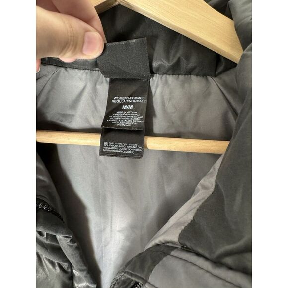 North Face 550 Goose Down puffer jacket womens medium Shiny Black Quilted Warm - Picture 4 of 7